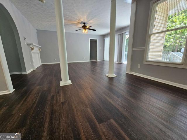 938 Charleston Court, Gainesville, GA 30501