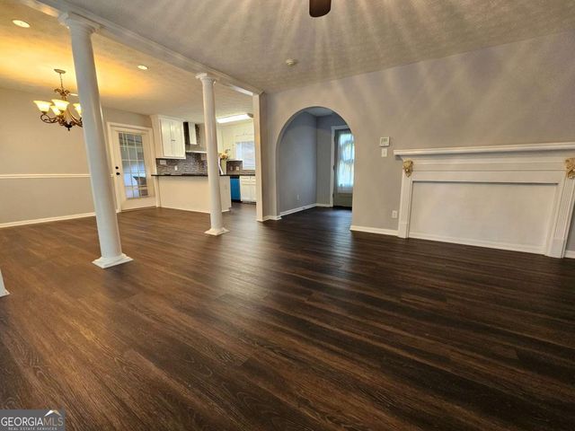 938 Charleston Court, Gainesville, GA 30501