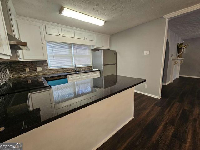 938 Charleston Court, Gainesville, GA 30501