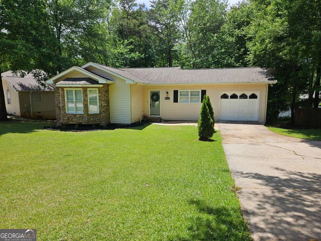 938 Charleston Court, Gainesville, GA 30501