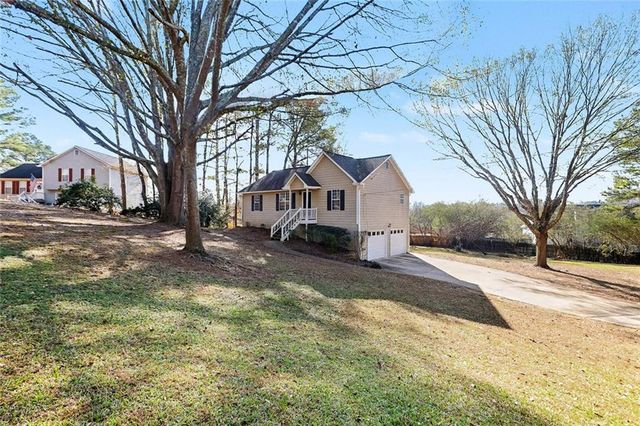33 Peach Forest Place, Douglasville, GA 30134