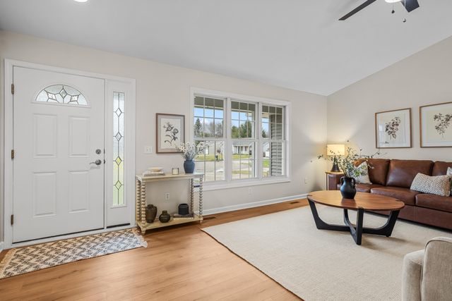 7124 Pine Grove Street, Allendale, MI 49401