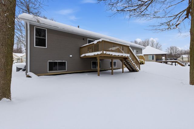 7124 Pine Grove Street, Allendale, MI 49401