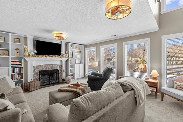 505 SE Saratoga Drive, Blue Springs, MO 64014