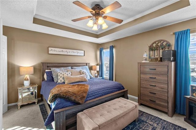 505 SE Saratoga Drive, Blue Springs, MO 64014