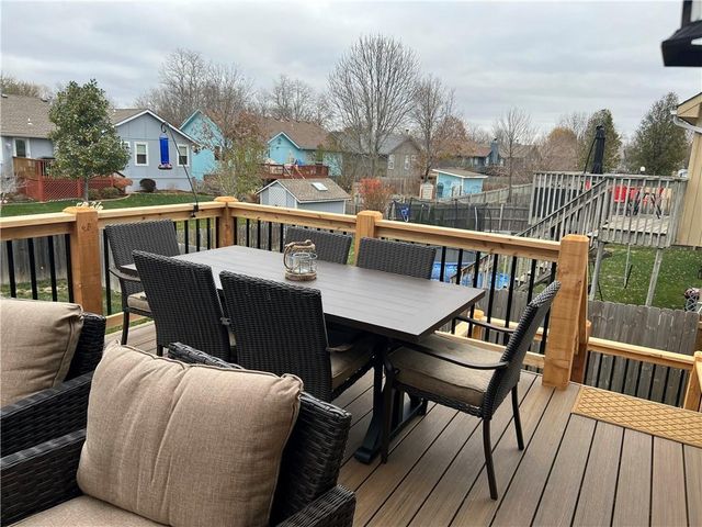 505 SE Saratoga Drive, Blue Springs, MO 64014