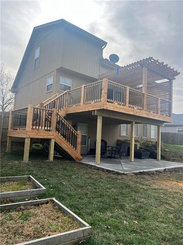 505 SE Saratoga Drive, Blue Springs, MO 64014