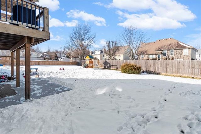 505 SE Saratoga Drive, Blue Springs, MO 64014