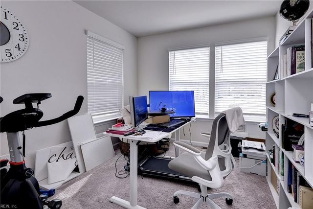 2015 Melbourne ST, Newport News, VA 23608