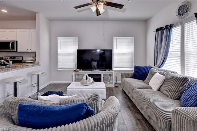 2015 Melbourne ST, Newport News, VA 23608