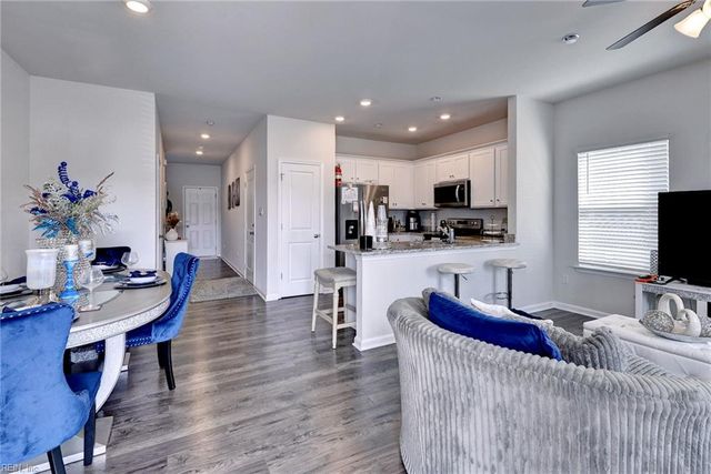 2015 Melbourne ST, Newport News, VA 23608