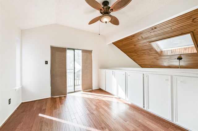 200 Fountain Lake W 132, Livingston, TX 77351