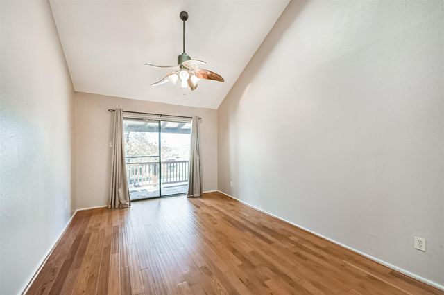 200 Fountain Lake W 132, Livingston, TX 77351