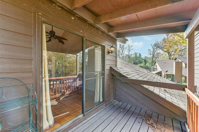 200 Fountain Lake W 132, Livingston, TX 77351