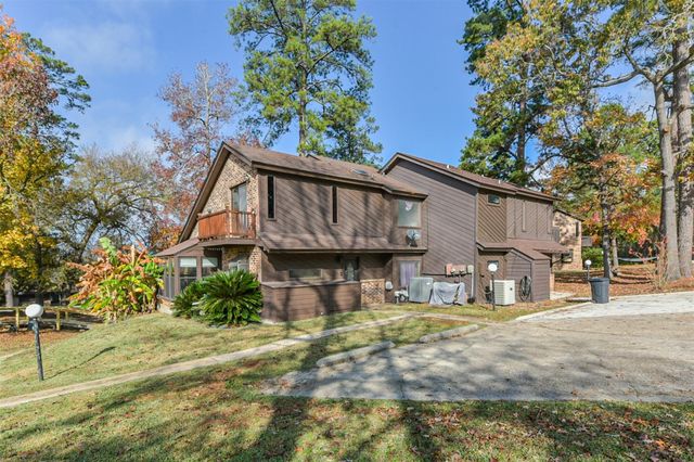 200 Fountain Lake W 132, Livingston, TX 77351