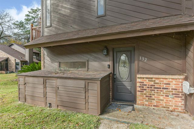 200 Fountain Lake W 132, Livingston, TX 77351