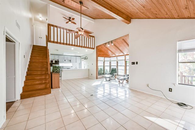 200 Fountain Lake W 132, Livingston, TX 77351