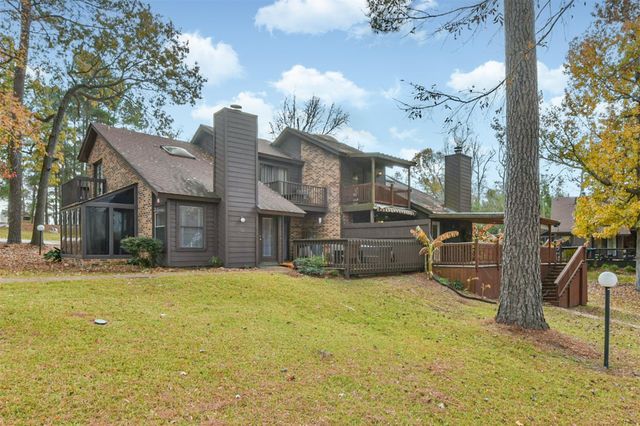 200 Fountain Lake W 132, Livingston, TX 77351