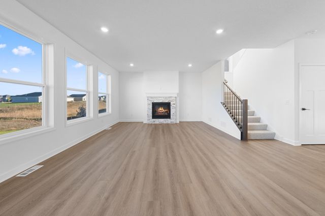 10233 187th Avenue NW, Elk River, MN 55330