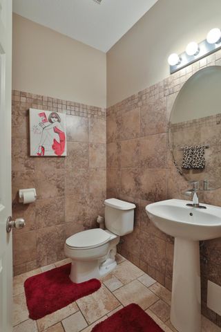 643 Grove Circle, 2702, Columbus, OH 43230