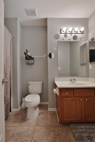 643 Grove Circle, 2702, Columbus, OH 43230