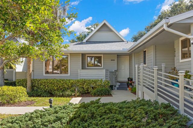 1013 CARAVEL COURT, Tarpon Springs, FL 34689