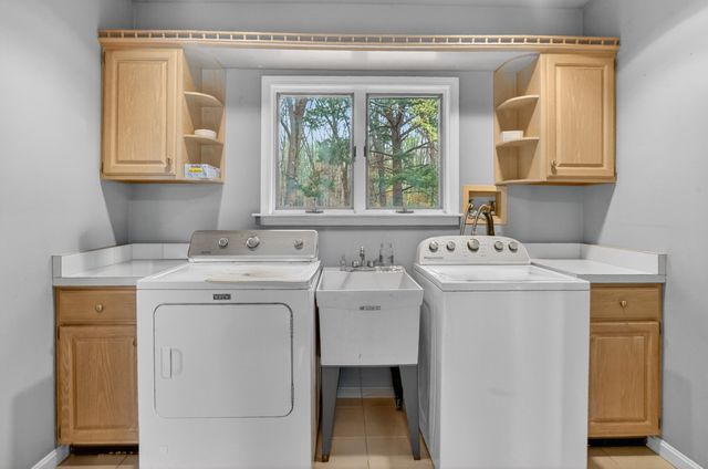 11425 Mcgregor Road, Pinckney, MI 48169