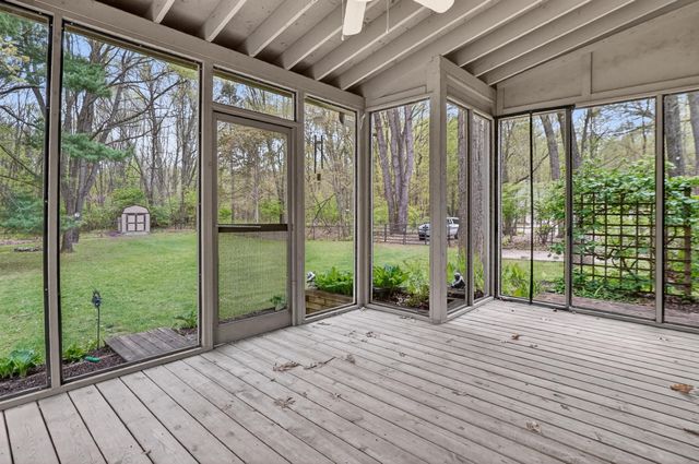 11425 Mcgregor Road, Pinckney, MI 48169