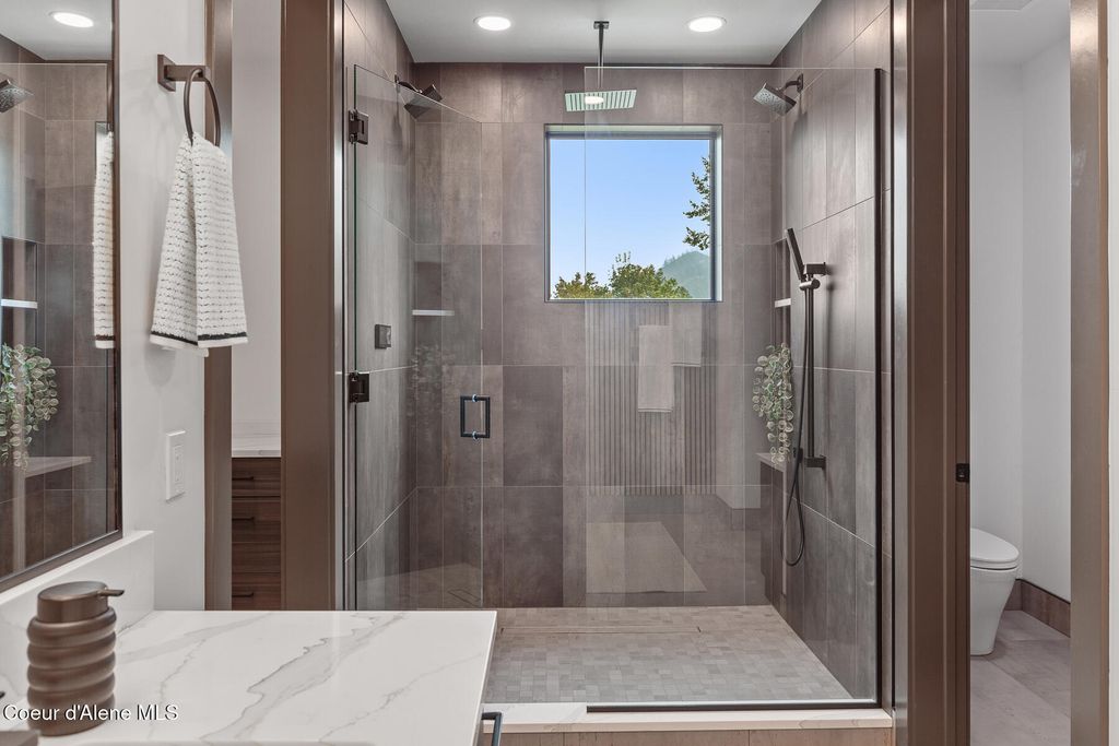 2023 E Mullan Ave, Coeur d'Alene, ID 83814 photo 19