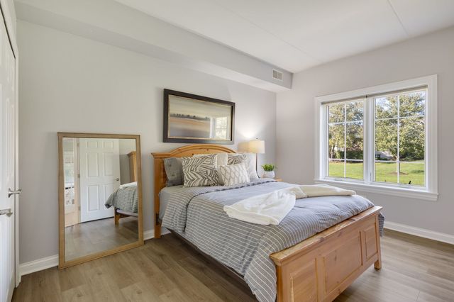 9730 Koch Court 1B, Orland Park, IL 60467