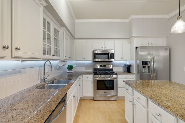9730 Koch Court 1B, Orland Park, IL 60467