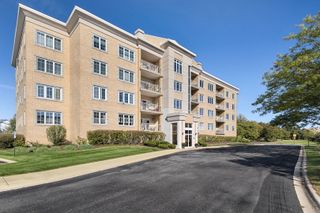 9730 Koch Court 1B, Orland Park, IL 60467