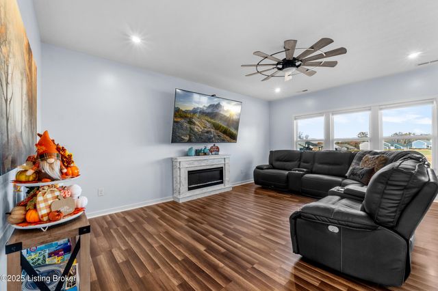 119 Wildflower Ct, Mt Washington, KY 40047