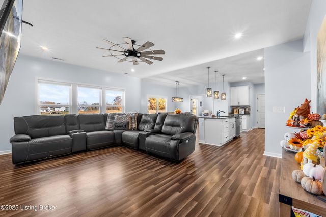 119 Wildflower Ct, Mt Washington, KY 40047