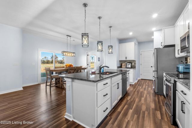 119 Wildflower Ct, Mt Washington, KY 40047