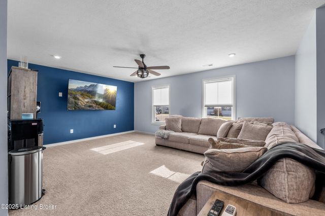 119 Wildflower Ct, Mt Washington, KY 40047