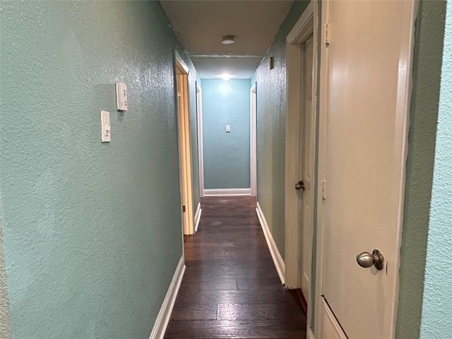 1300 Develon Drive, Mesquite, TX 75149