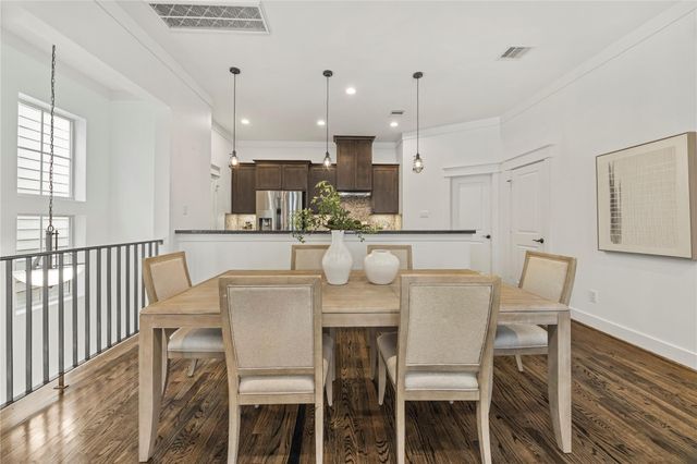1115 W 15th Street, Houston, TX 77008