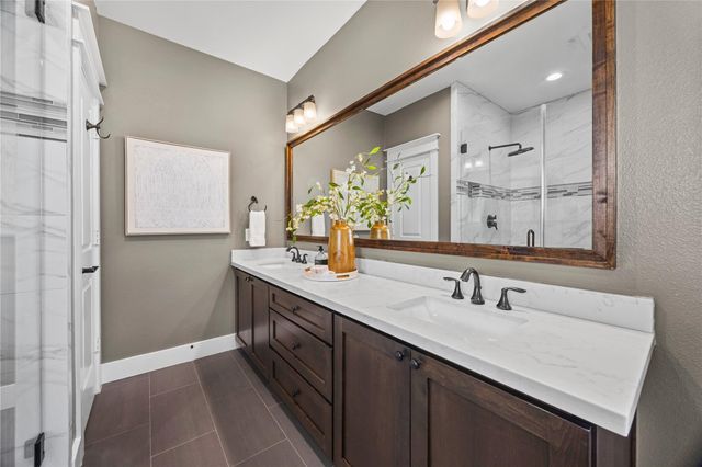 1115 W 15th Street, Houston, TX 77008
