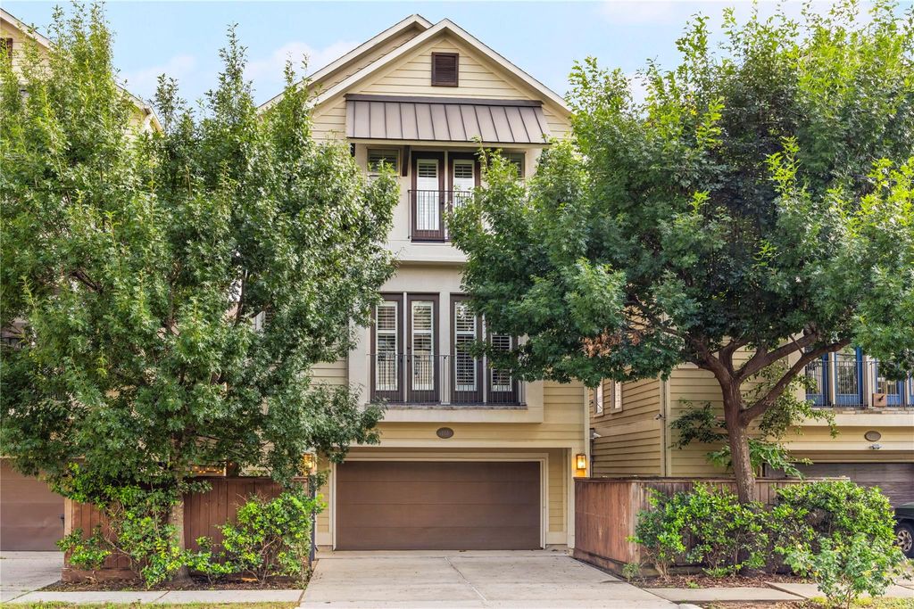 1115 W 15th Street, Houston, TX 77008