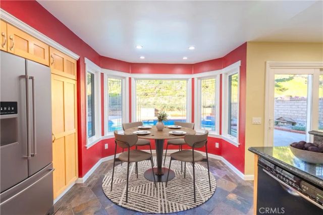 20549 Romar Lane, Saugus, CA 91350