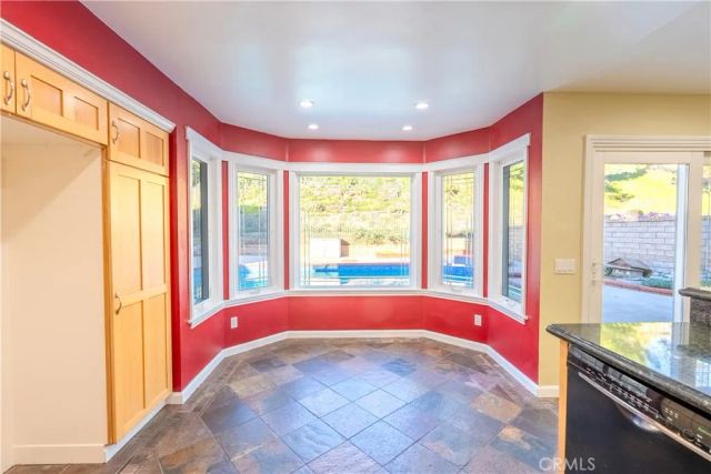 20549 Romar Lane, Saugus, CA 91350