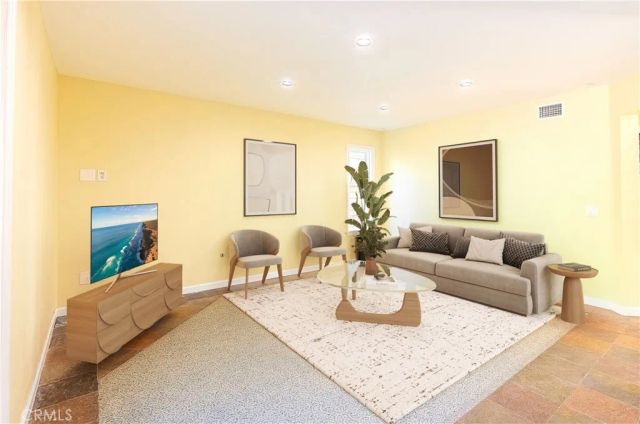 20549 Romar Lane, Saugus, CA 91350