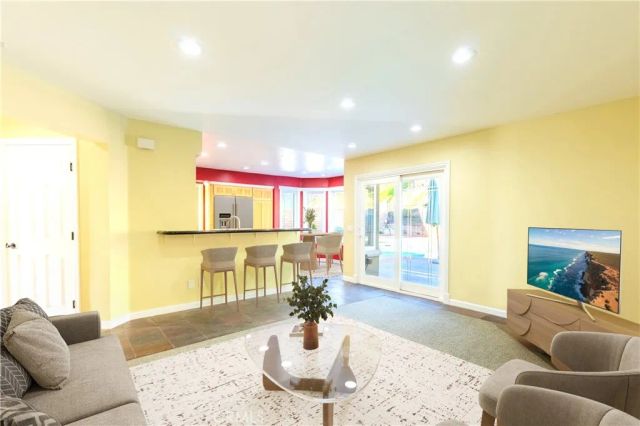 20549 Romar Lane, Saugus, CA 91350