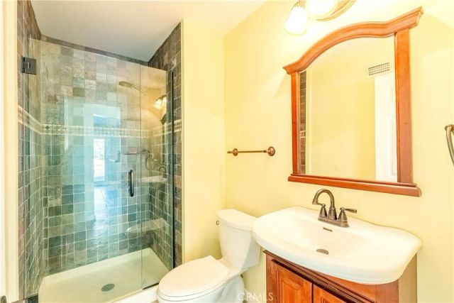 20549 Romar Lane, Saugus, CA 91350