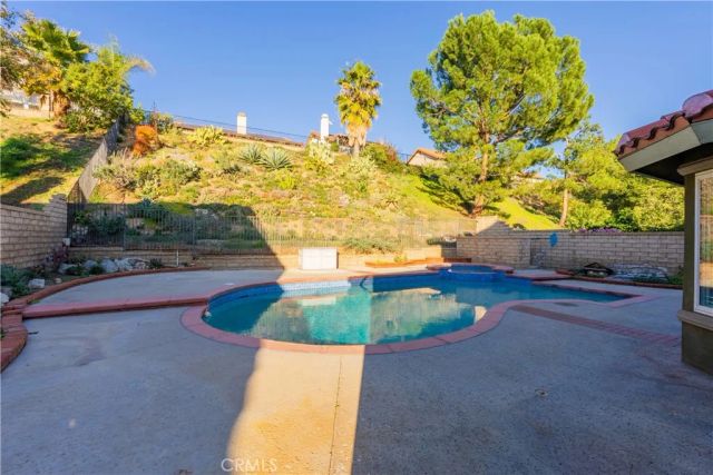 20549 Romar Lane, Saugus, CA 91350