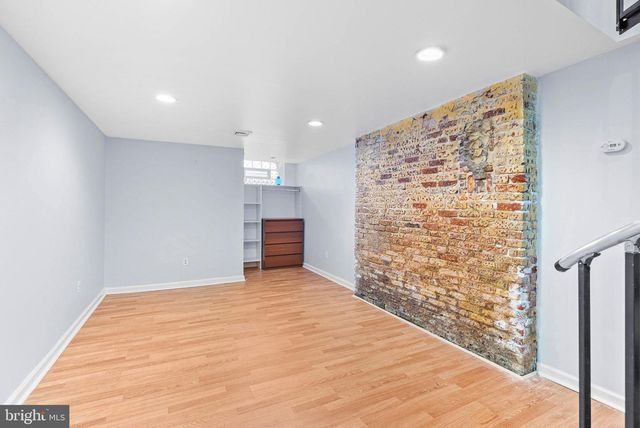 1712 W GIRARD AVE, Philadelphia, PA 19130