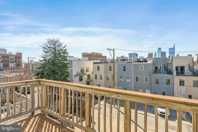 1712 W GIRARD AVE, Philadelphia, PA 19130