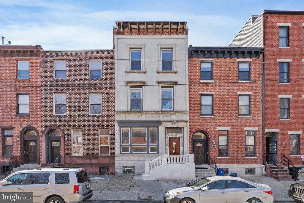 1712 W GIRARD AVE, Philadelphia, PA 19130