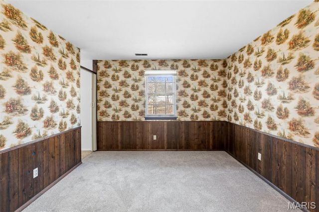 5728 Country Club Road, Washington, MO 63090